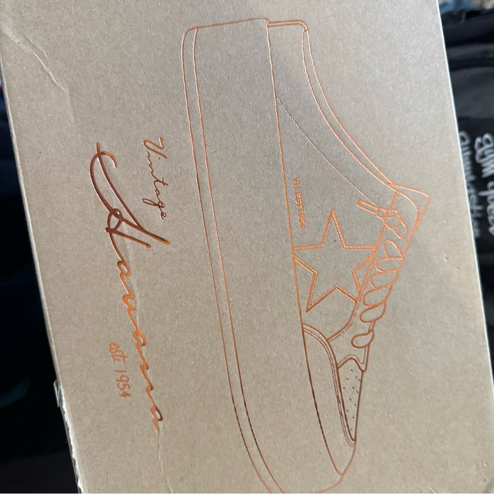 Vintage Havana Woman’s Sneakers - White
